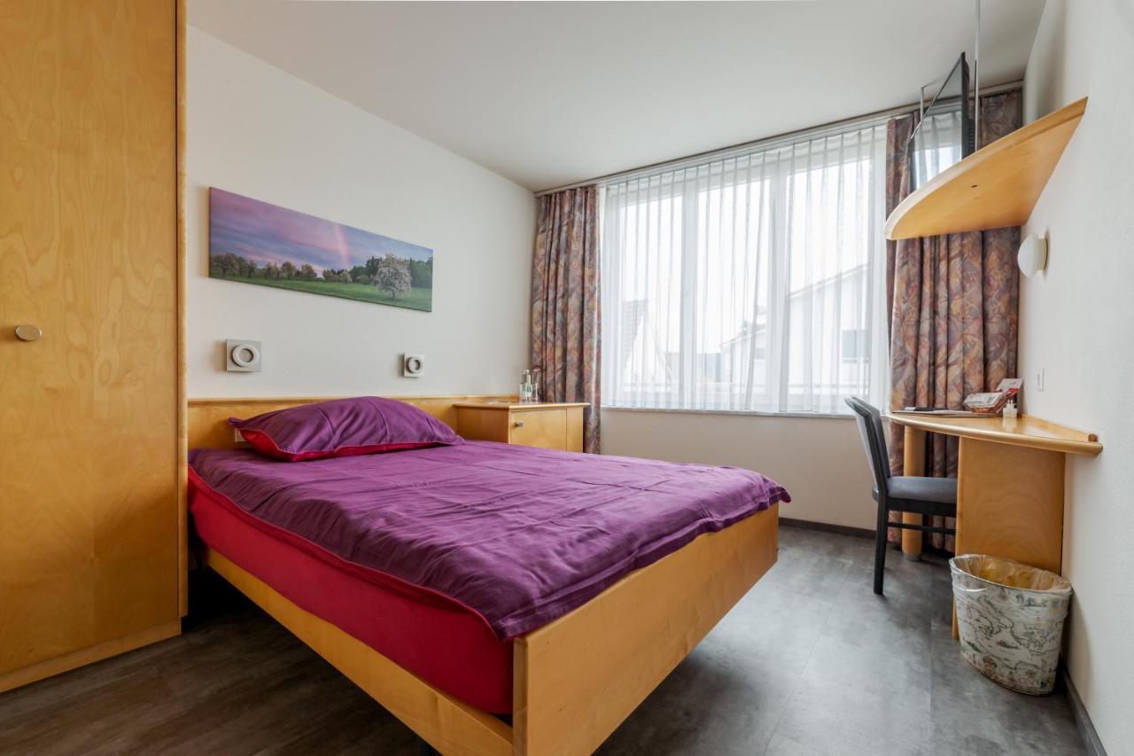 Hotel Rynach Reinach  Ngoại thất bức ảnh